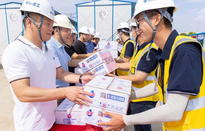 1662090414285903.jpg 1T5A9004.jpg